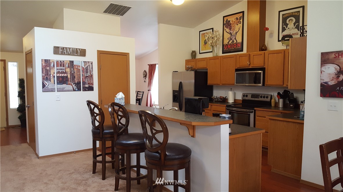 650 Northeast Newkirk Road Belfair, WA 98528 - Photo 10 of 25 Gallery Image 10