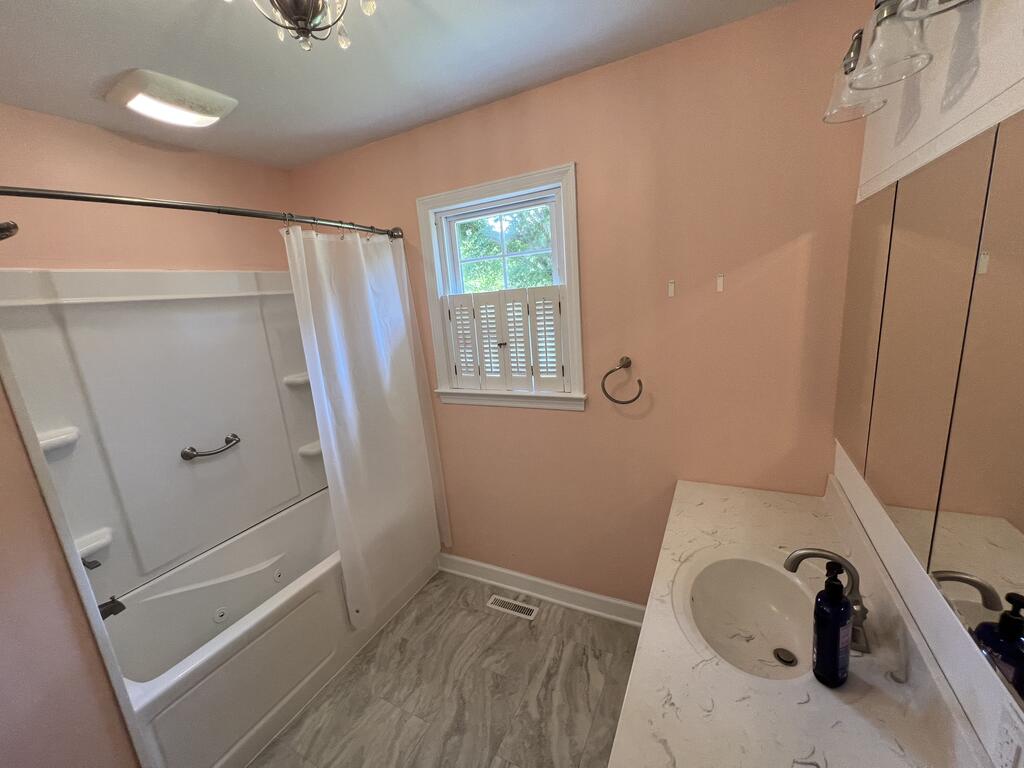 1168 Howard P Anderson Road Halifax, VA 24558 - Photo 6 of 32 Gallery Image 6