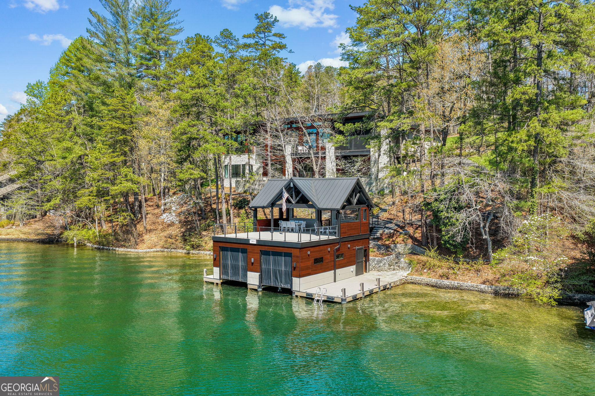565 Wildflower Circle Clarkesville, GA 30523 - Photo 3 of 60