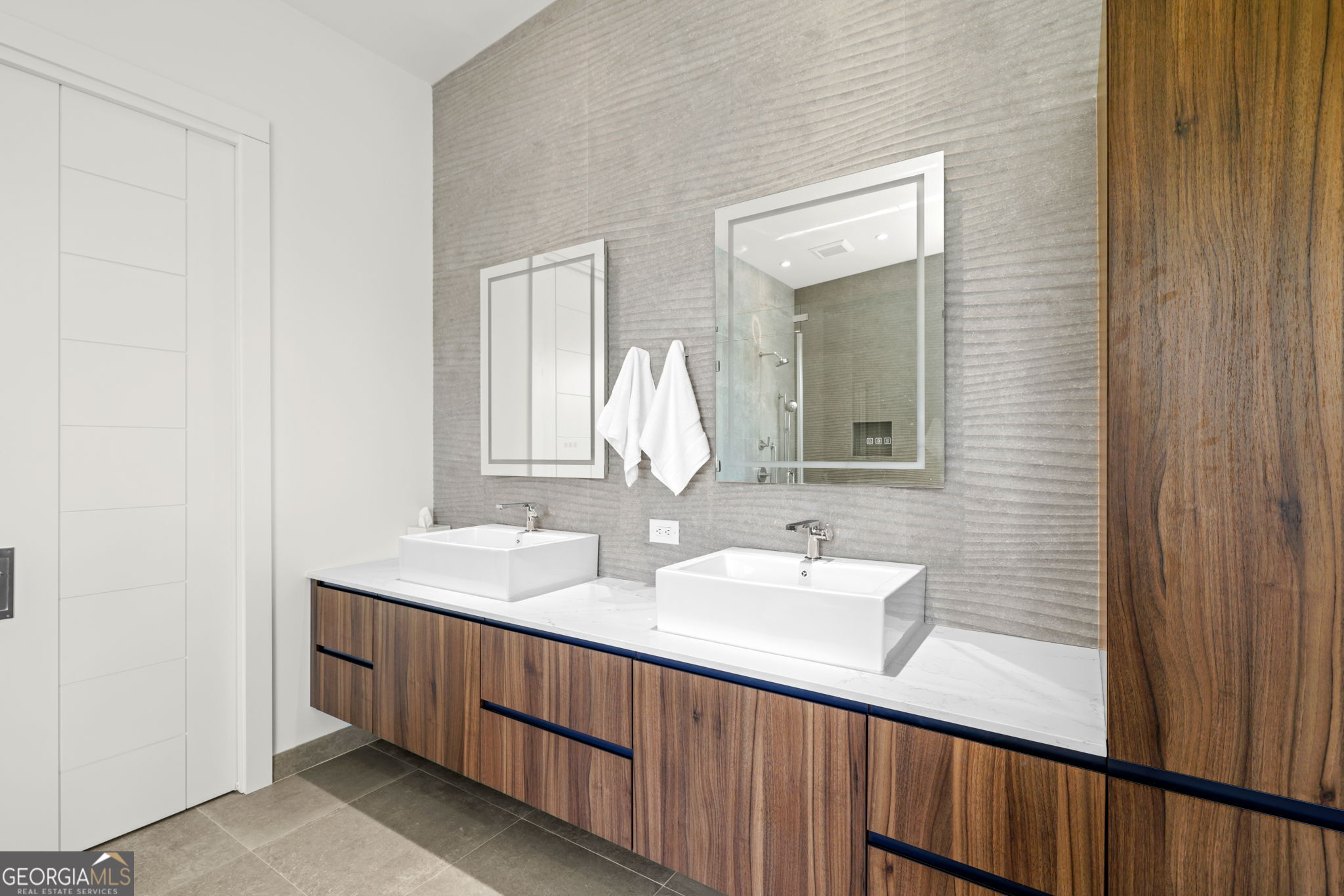 565 Wildflower Circle Clarkesville, GA 30523 - Photo 33 of 60