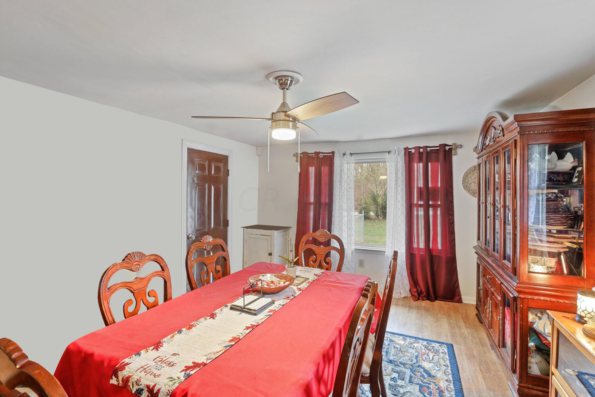 3037 Debord Road Chillicothe, OH 45601 - Photo 13 of 24 Dining/Living Room