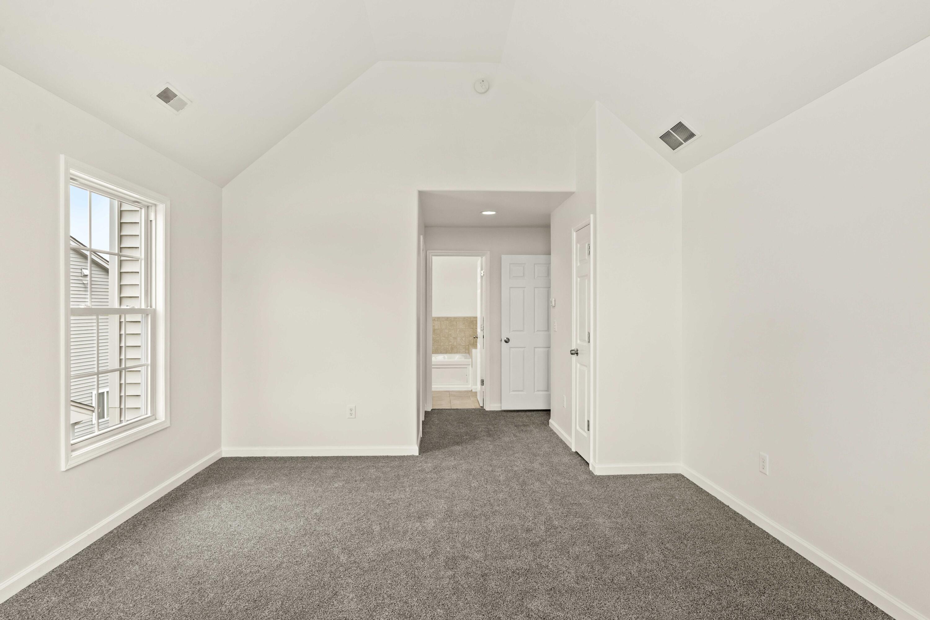 10645 Illinois Street Crown Point, IN 46307 - Photo 13 of 34 3000x2000