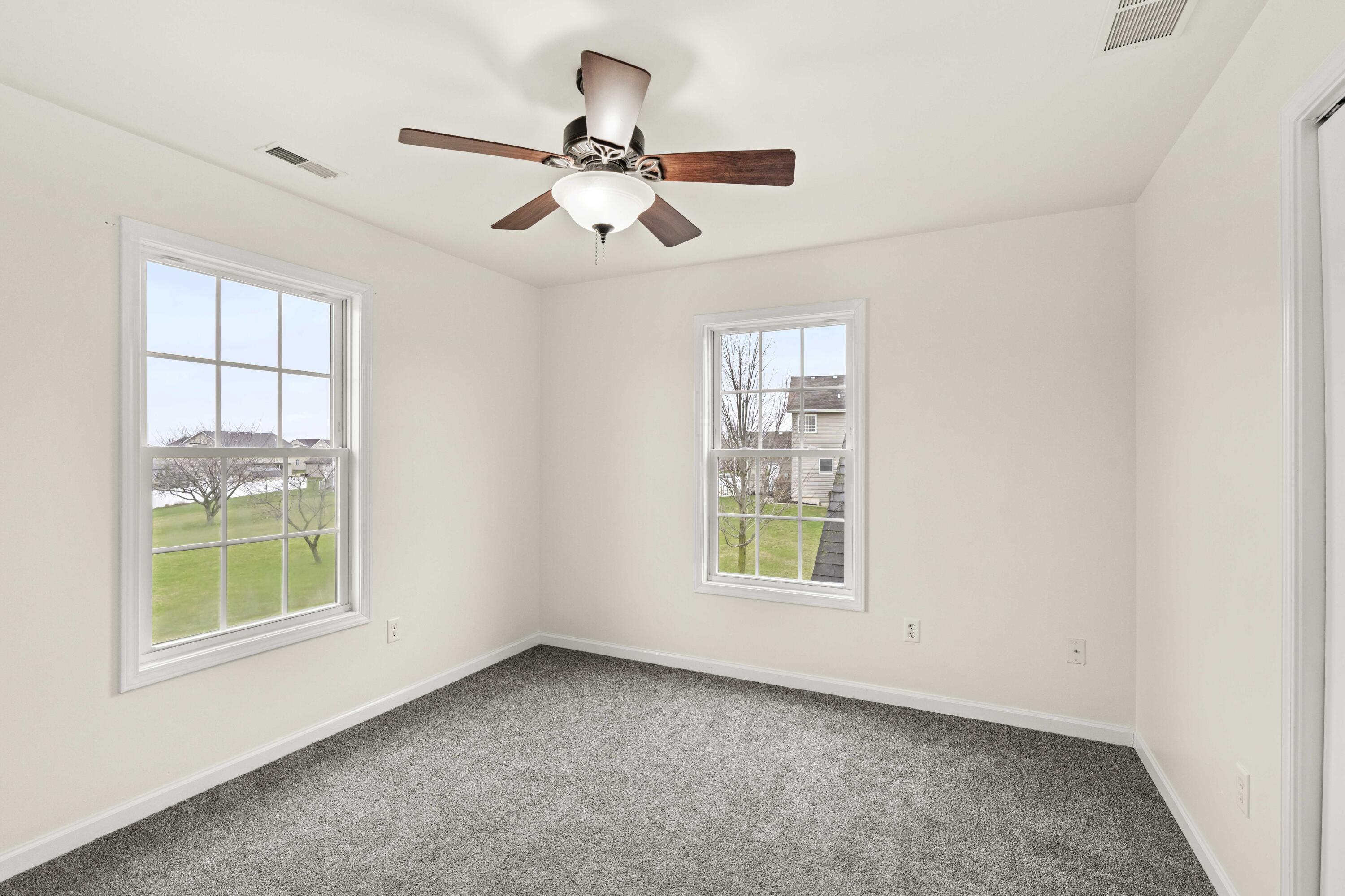 10645 Illinois Street Crown Point, IN 46307 - Photo 14 of 34 3000x2000