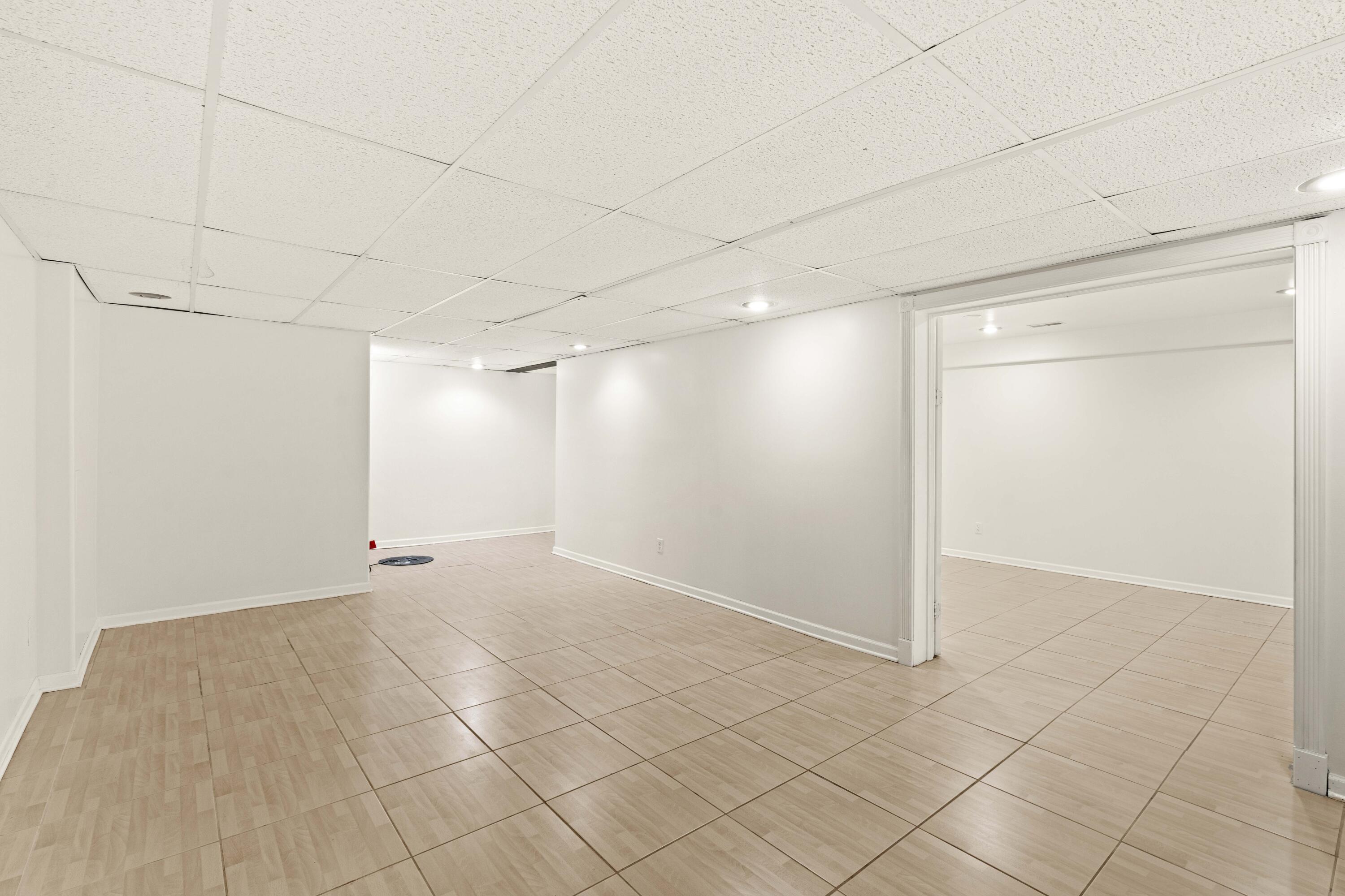 10645 Illinois Street Crown Point, IN 46307 - Photo 17 of 34 3000x2000