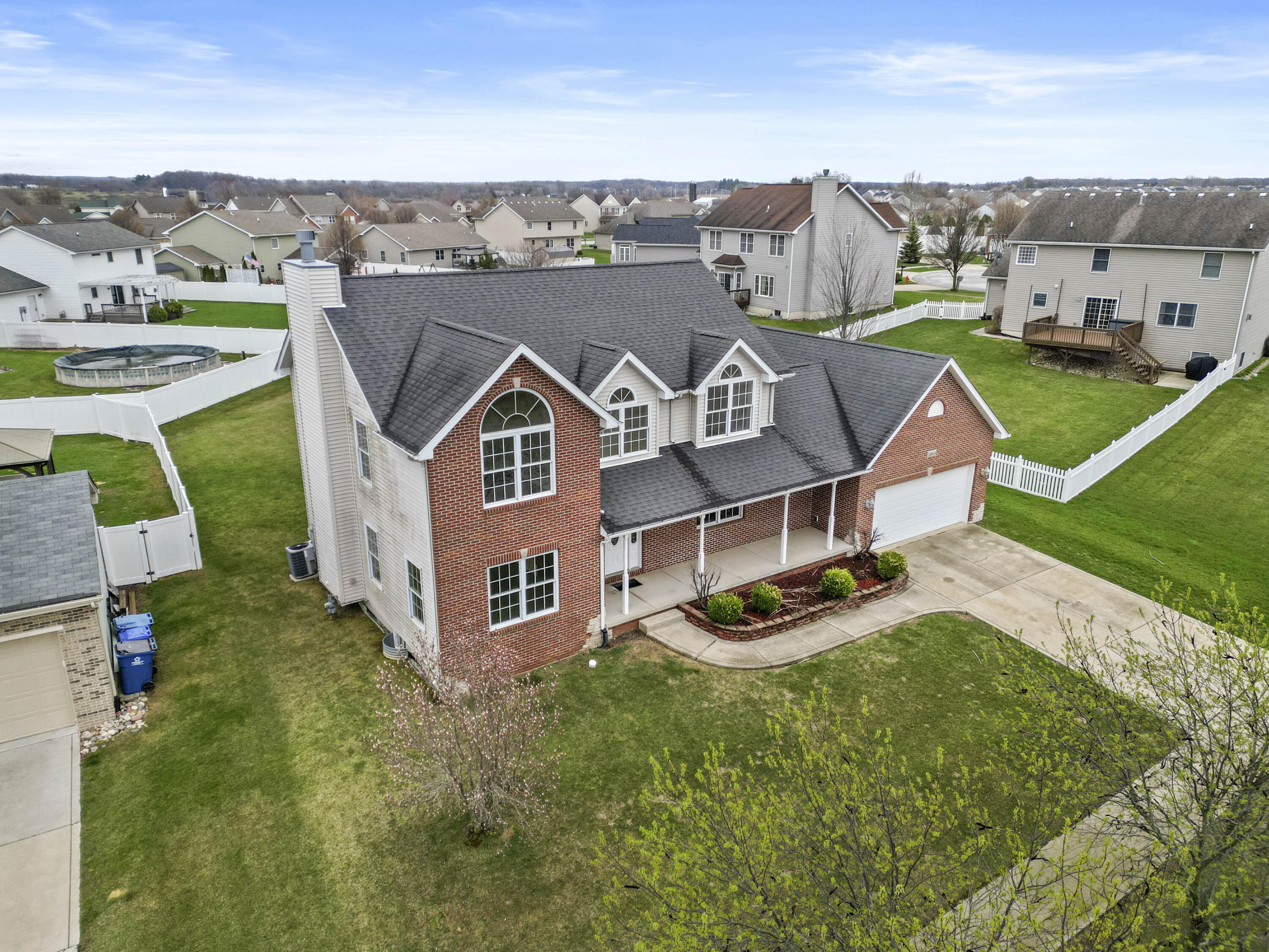 10645 Illinois Street Crown Point, IN 46307 - Photo 28 of 34 3000x2250