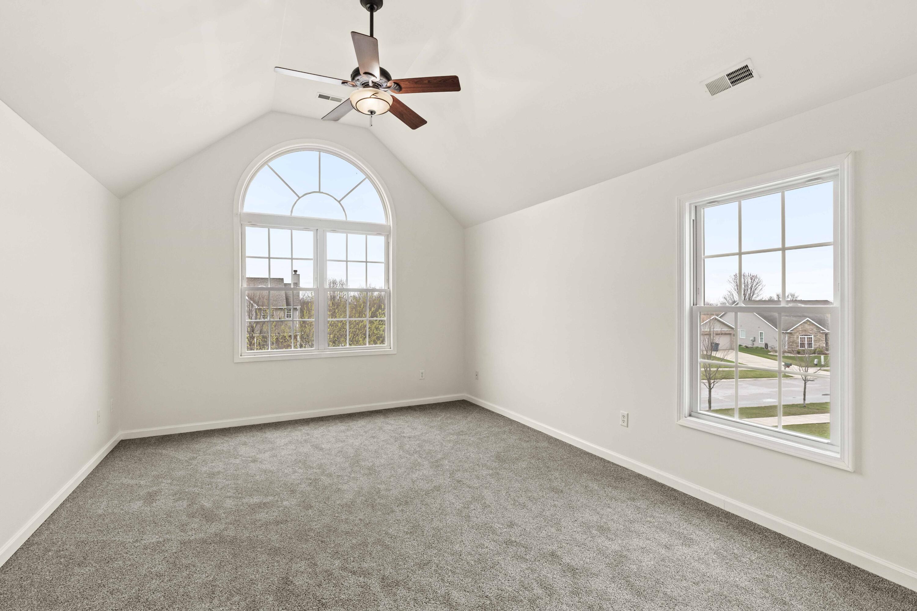10645 Illinois Street Crown Point, IN 46307 - Photo 10 of 34 3000x2000