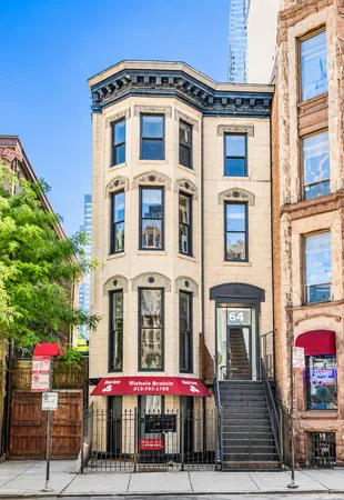 $4,000 | 642 North Dearborn Street, Unit 4, Chicago, IL 60654