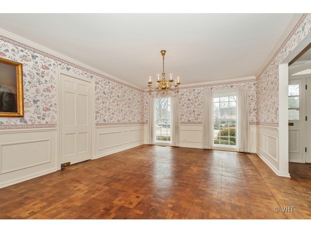 43 Longmeadow Road Winnetka, IL 60093 - Photo 3 of 18