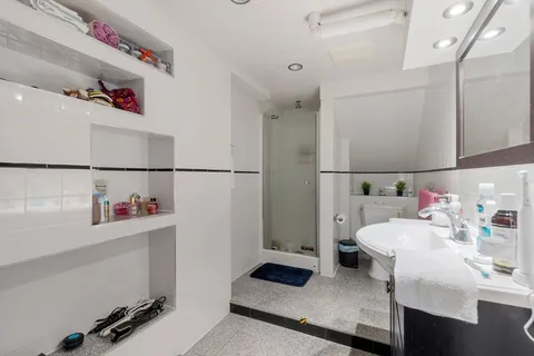 $2,395,000 | 407 A Broadway, Cambridge, MA 02138