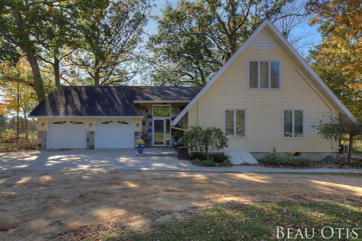 2501 Solomon Road Middleville, MI 49333 - Photo 26 of 79 IMG_2523