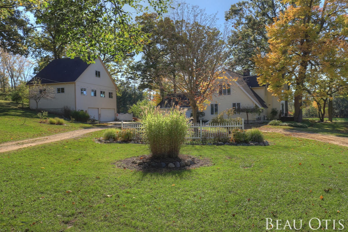 2501 Solomon Road Middleville, MI 49333 - Photo 5 of 79 IMG_2526