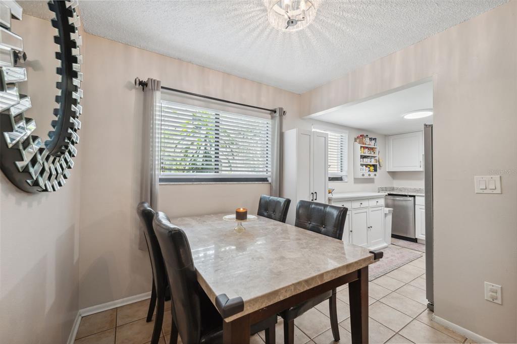 11809 Raintree Lake Lane, Unit A Tampa, FL 33617 - Photo 11 of 39