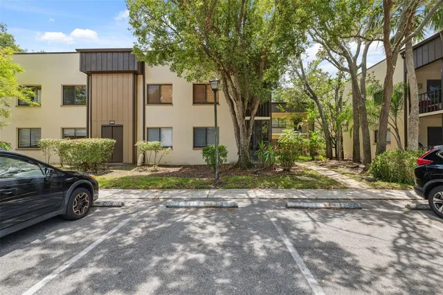 $145,000 | 11809 Raintree Lake Lane, Unit A, Tampa, FL 33617