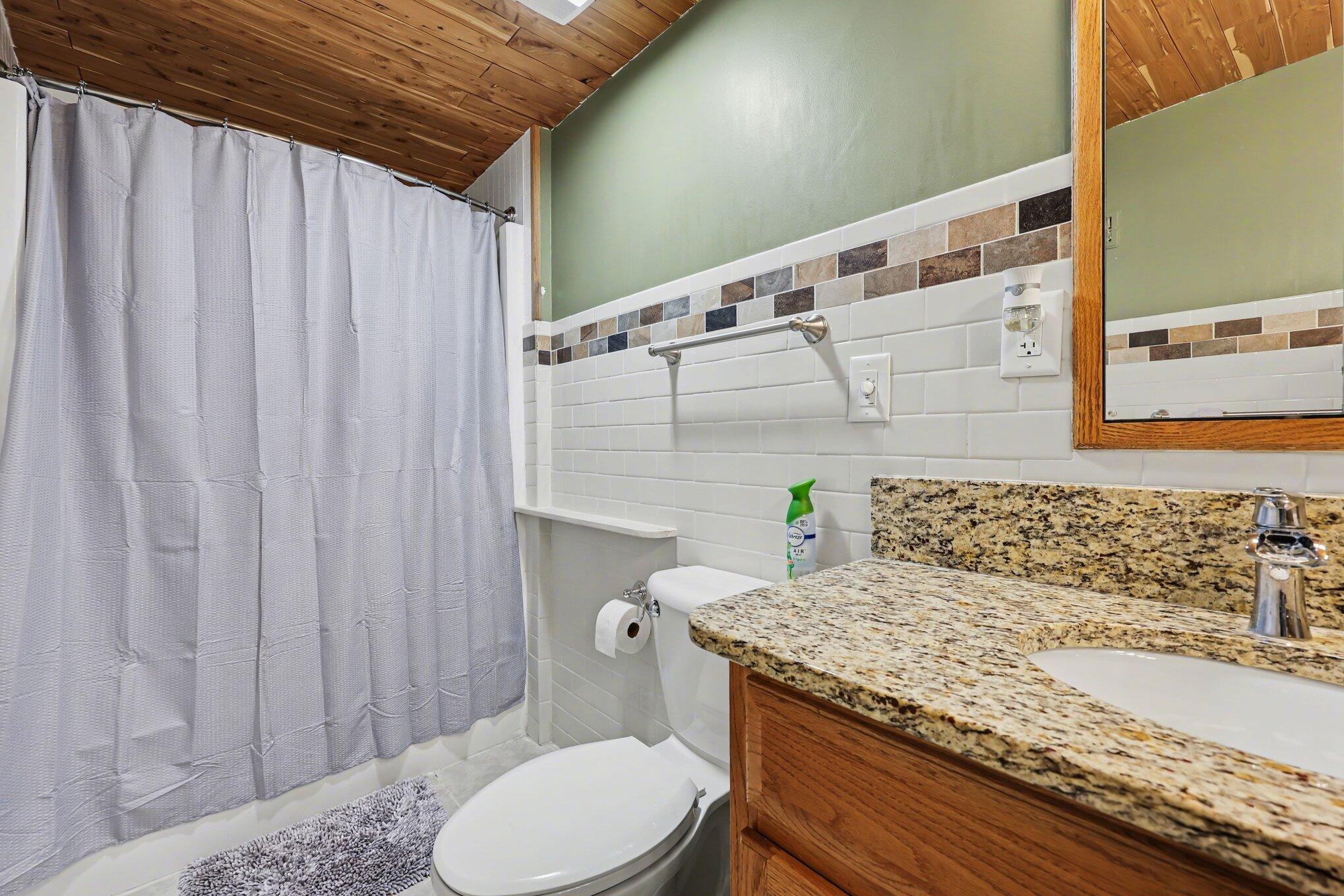 4355 Springbrook Road Jackson, MI 49201 - Photo 16 of 28 16