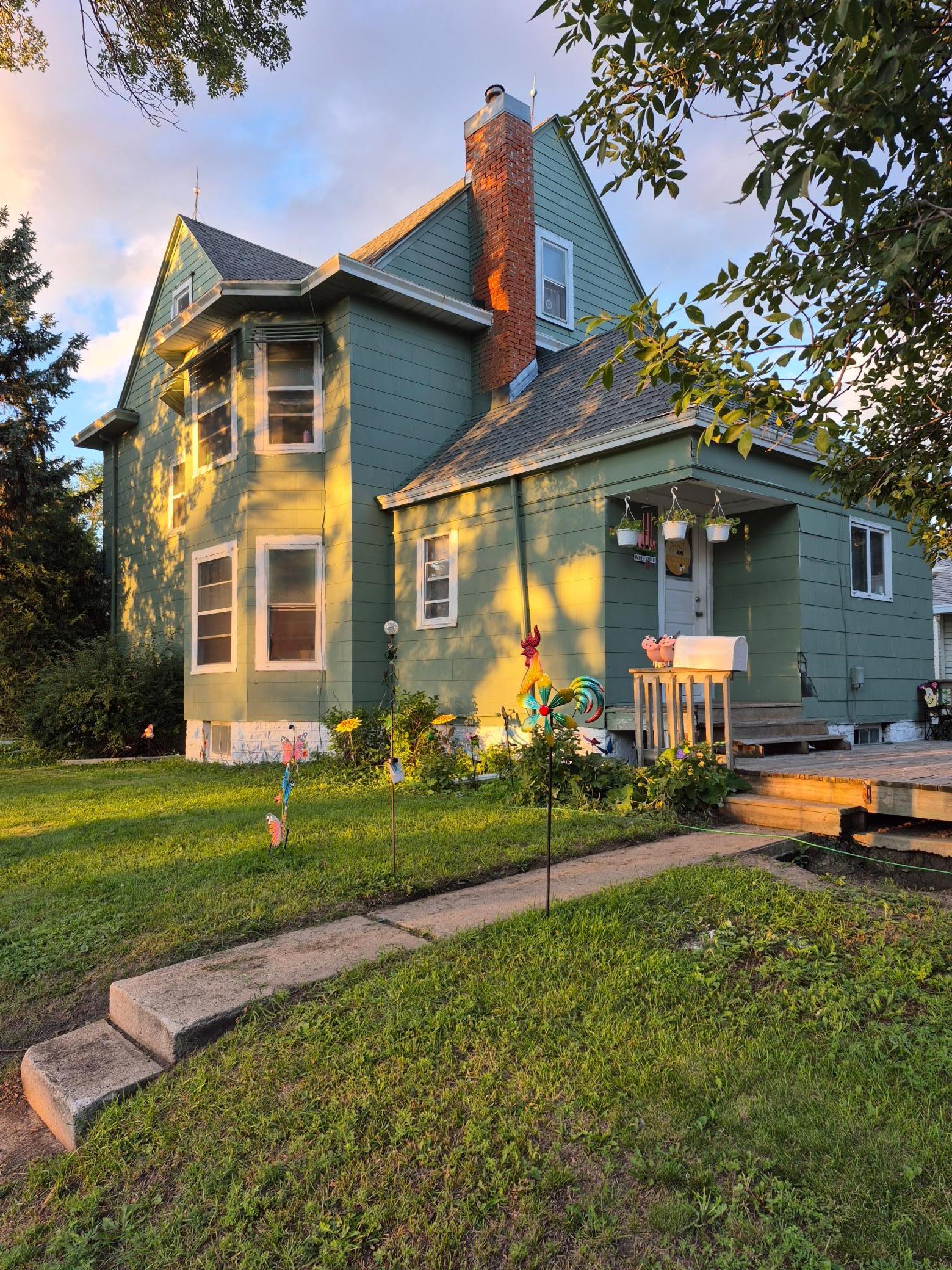 102 3rd Street Southeast Pipestone, MN 56164 - Photo 1 of 1