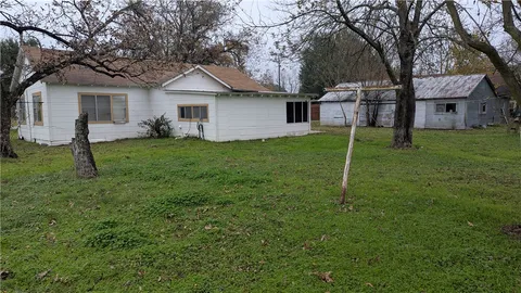 $59,900 | 510 West Hunt Street, Bremond, TX 76629