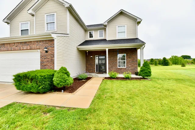 $330,000 | 7604 Cloudy Court, Camby, IN 46113