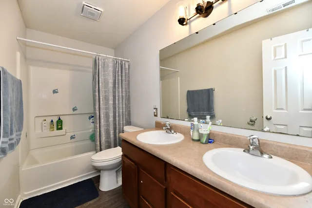 $330,000 | 7604 Cloudy Court, Camby, IN 46113