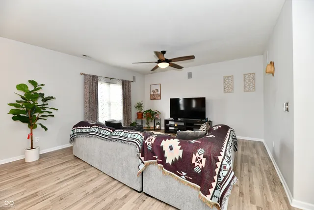 $330,000 | 7604 Cloudy Court, Camby, IN 46113