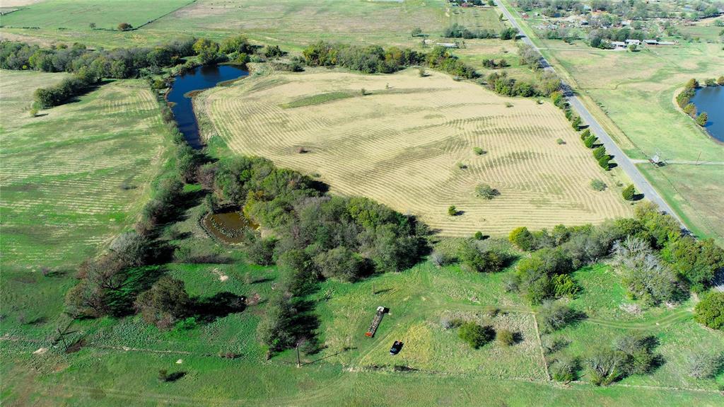 1 Fm 3080 Mabank, TX 75147 - Photo 2 of 19 a view of a garden with a pathway