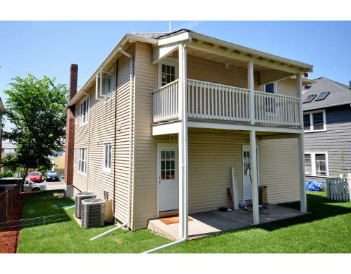 60 Creeley Road, Unit 2 Belmont, MA 02478 - Photo 4 of 11 Gallery Image 4