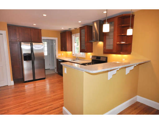60 Creeley Road, Unit 2 Belmont, MA 02478 - Photo 8 of 11 Gallery Image 8