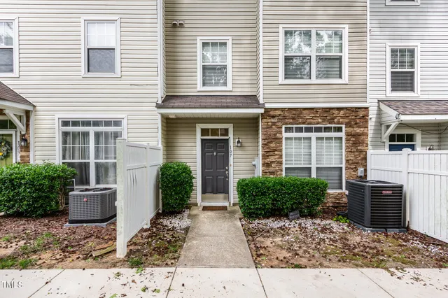 $258,975 | 1220 Canyon Rock Court, Unit 107, Raleigh, NC 27610