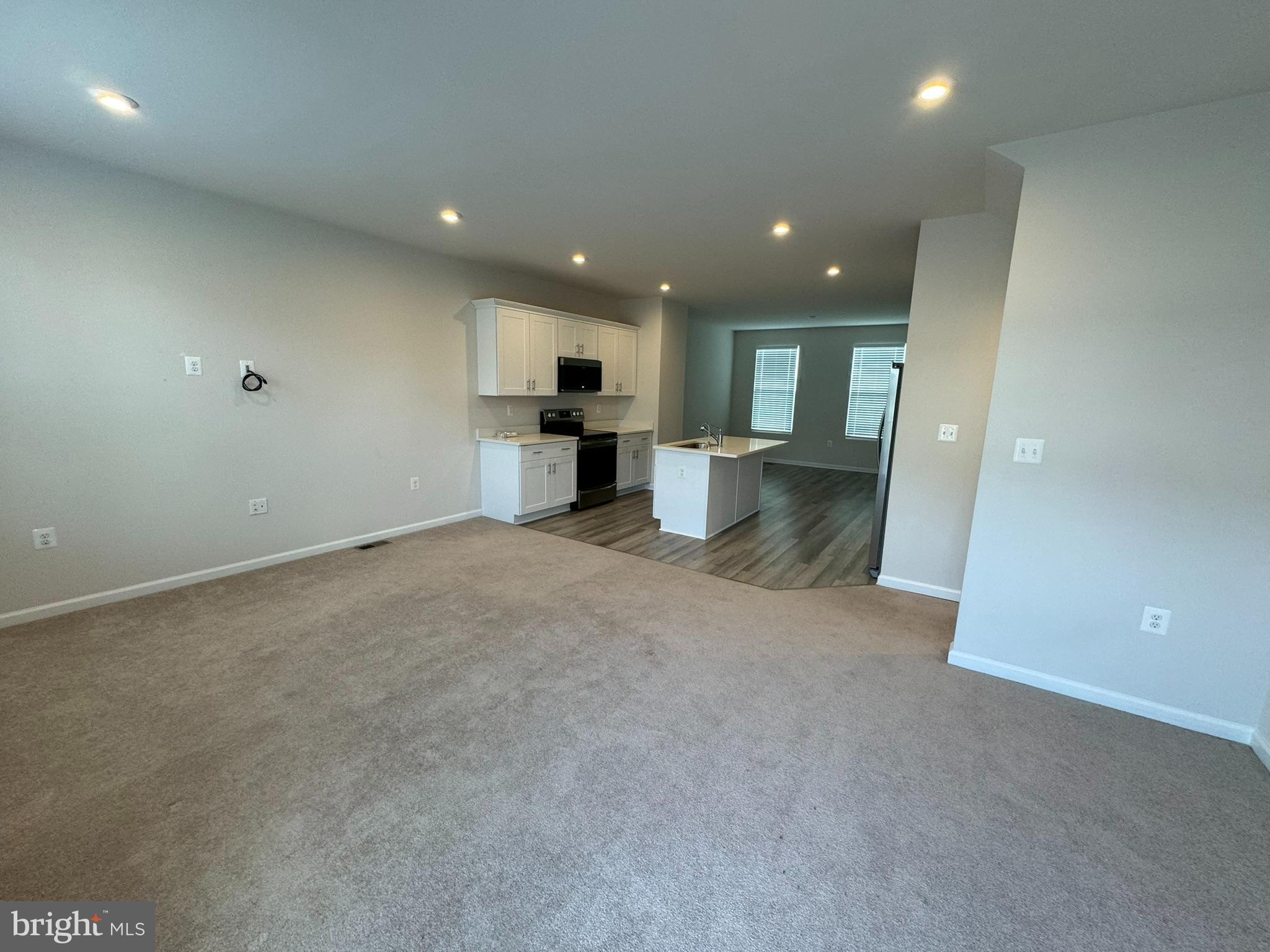 147 Presidents Pointe Avenue Ranson, WV 25438 - Photo 12 of 45