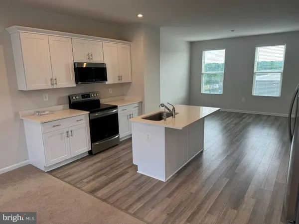 $2,100 | 147 Presidents Pointe Avenue, Ranson, WV 25438