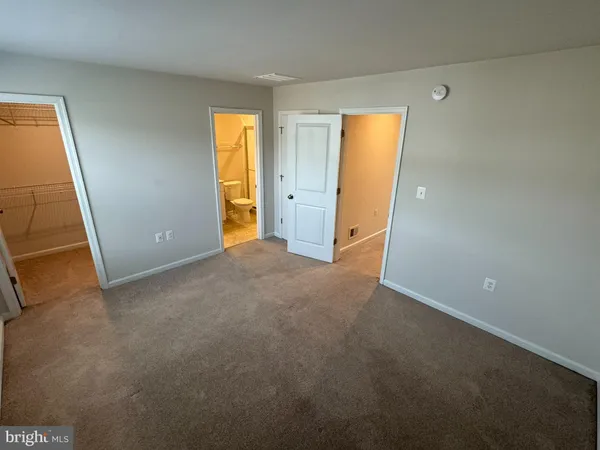 $2,100 | 147 Presidents Pointe Avenue, Ranson, WV 25438