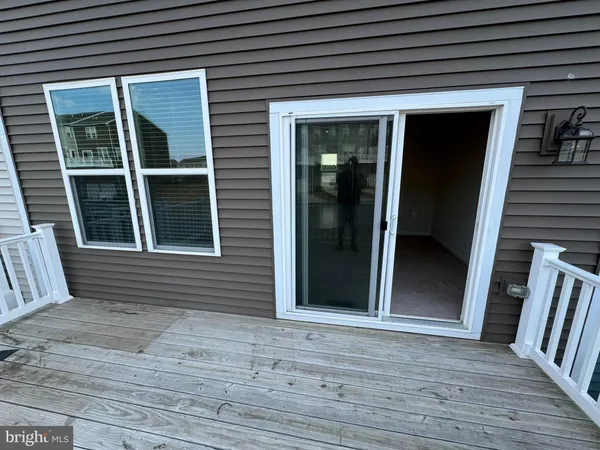 $2,100 | 147 Presidents Pointe Avenue, Ranson, WV 25438