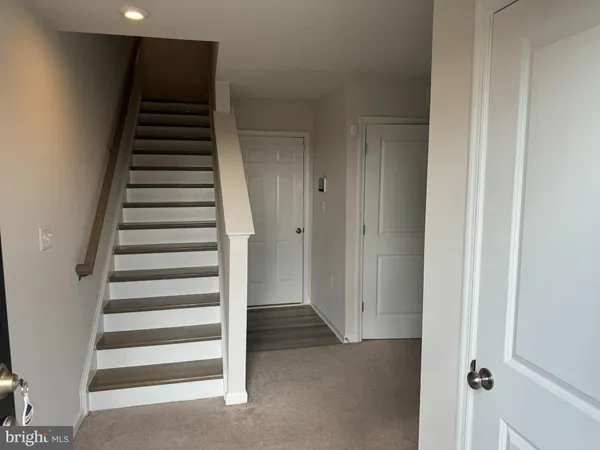 $2,100 | 147 Presidents Pointe Avenue, Ranson, WV 25438