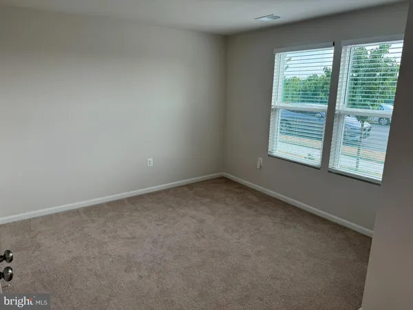 $2,100 | 147 Presidents Pointe Avenue, Ranson, WV 25438