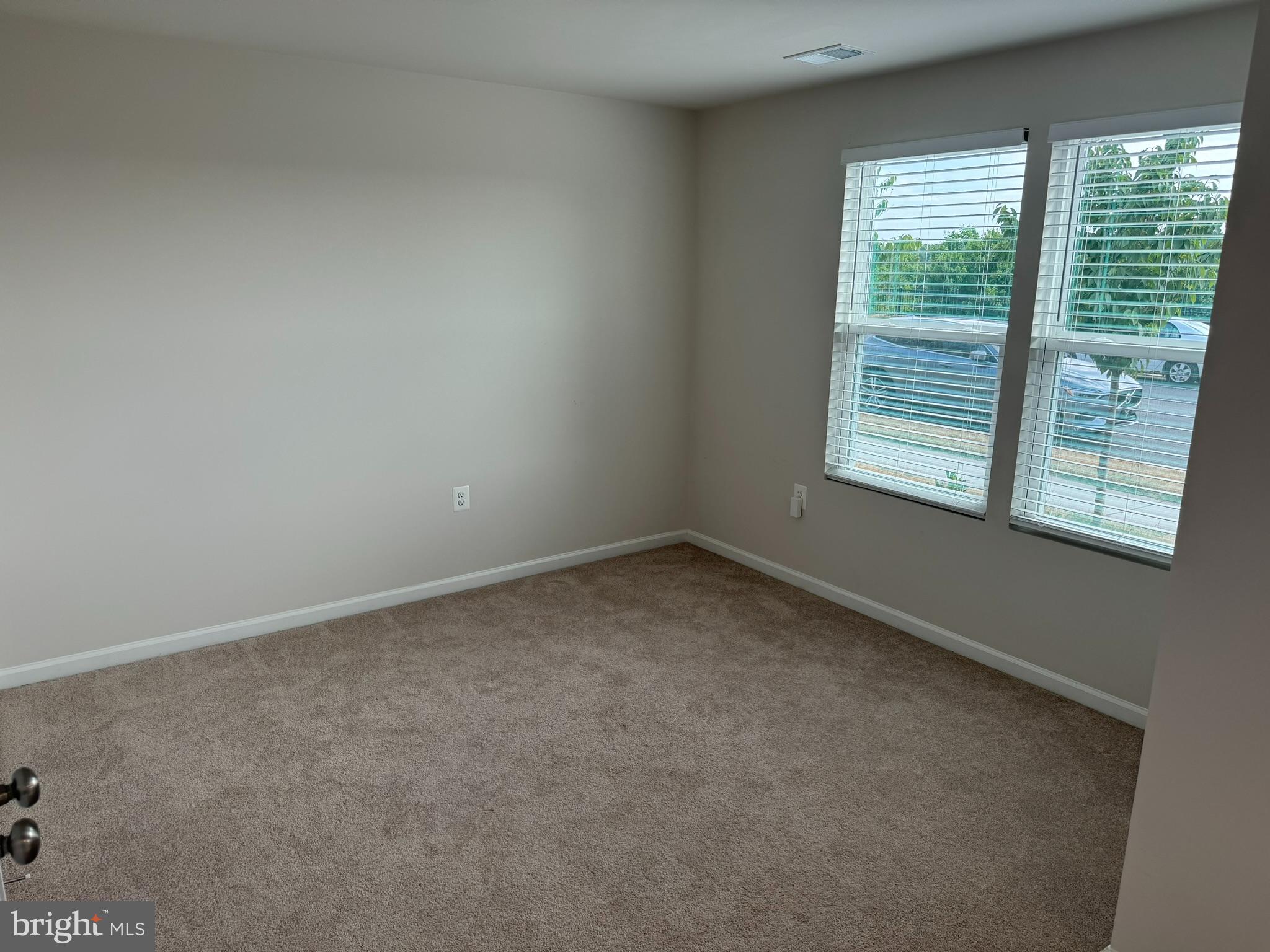 147 Presidents Pointe Avenue Ranson, WV 25438 - Photo 7 of 45