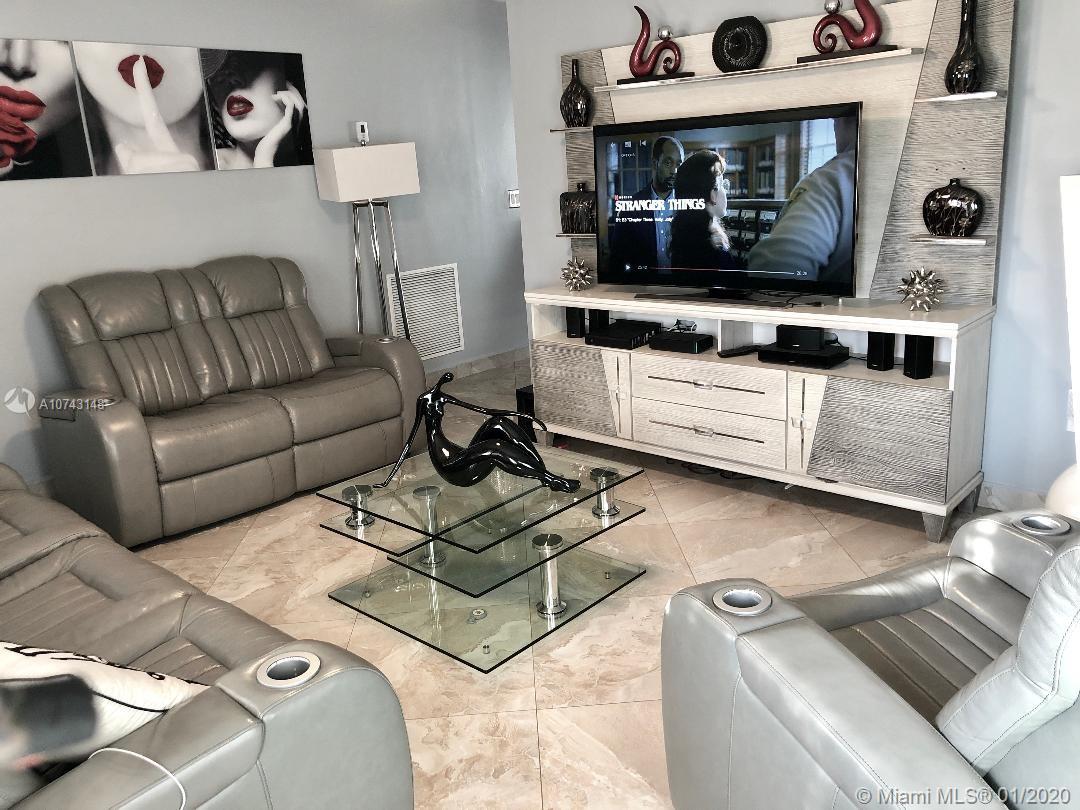 9721 Marlin Road Cutler Bay, FL 33157 - Photo 2 of 16