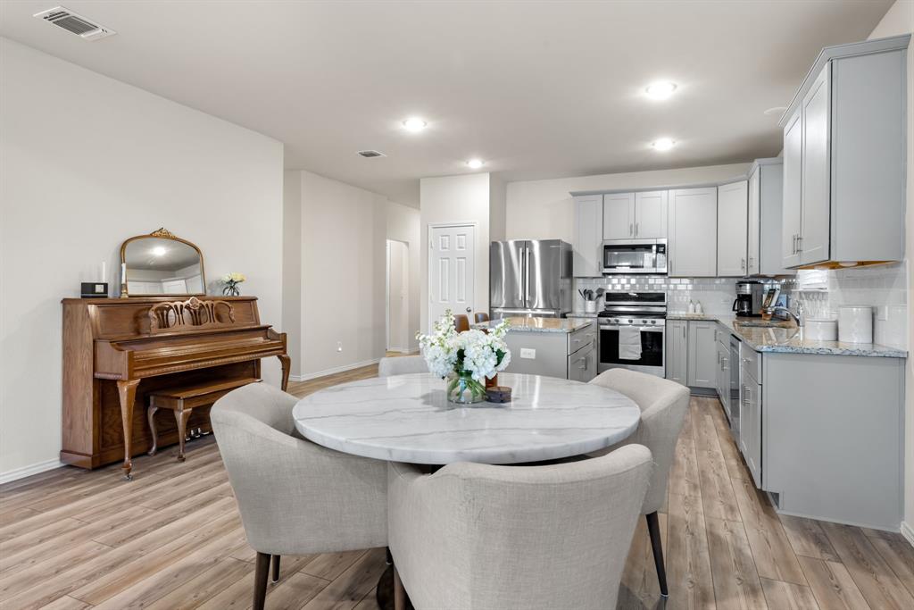 800 Gull Road Princeton, TX 75407 - Photo 7 of 40