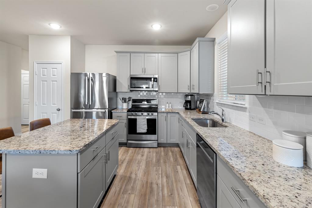 800 Gull Road Princeton, TX 75407 - Photo 8 of 40