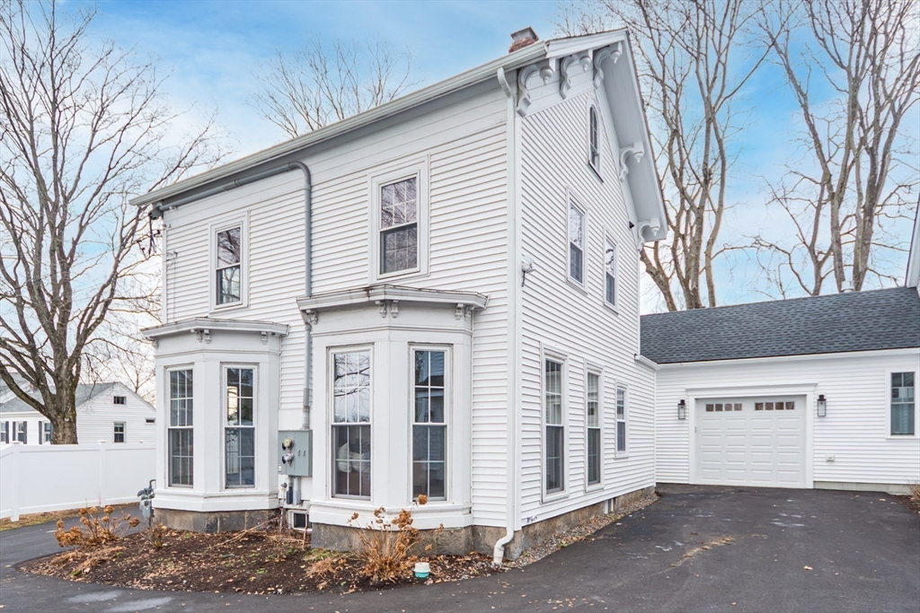 2 Yuba Place, Unit 2 Natick, MA 01760 - Photo 3 of 33