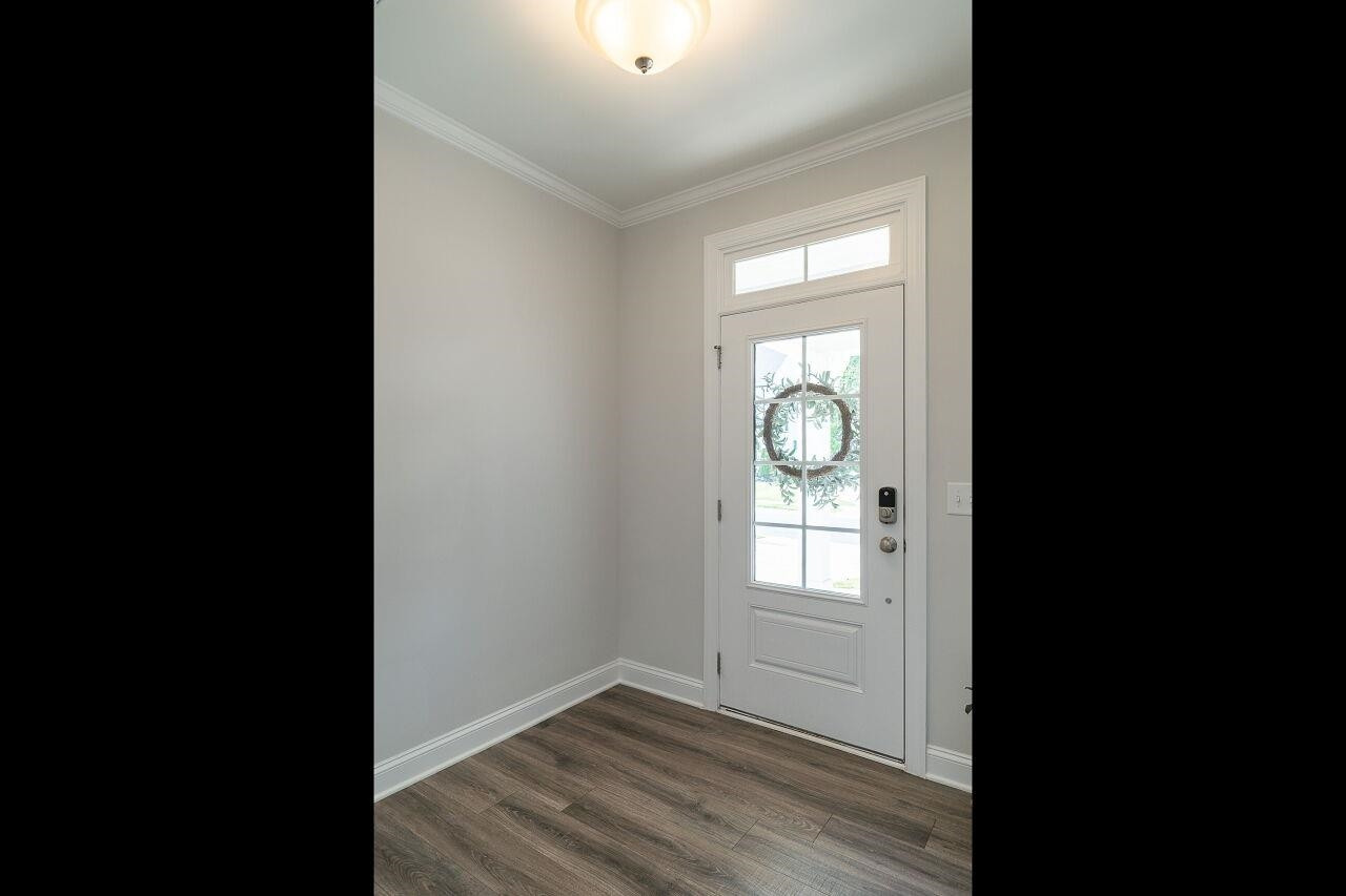 136 Rostova Way Holly Springs, NC 27540 - Photo 4 of 42 Foyer