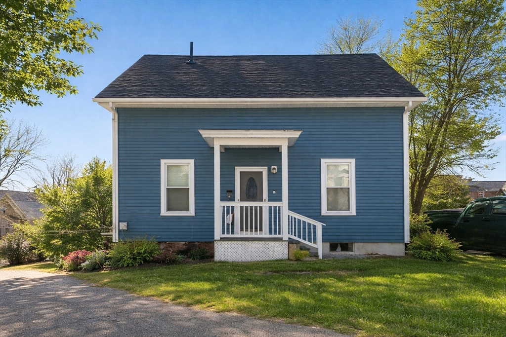 5 Ripley Place Worcester, MA 01610 - Photo 1 of 12
