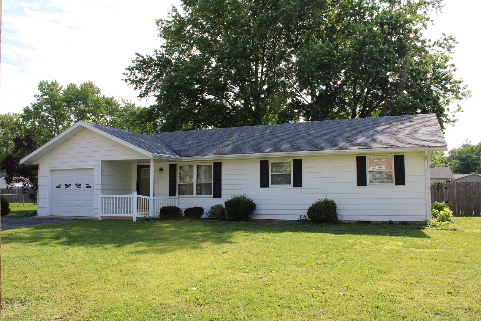 514 Roddy Road Salem, IL 62881 - Photo 1 of 38