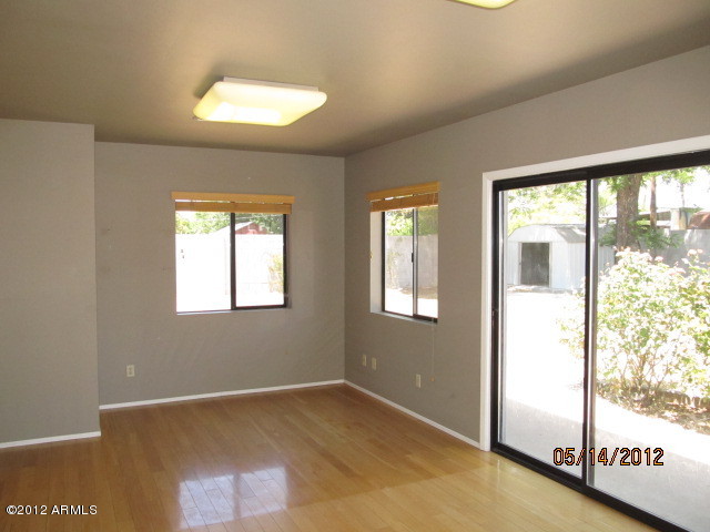 840 East Lawrence Road Phoenix, AZ 85014 - Photo 13 of 18 INTERIOR