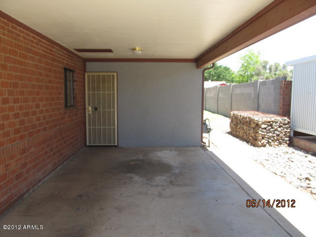840 East Lawrence Road Phoenix, AZ 85014 - Photo 15 of 18 PATIO