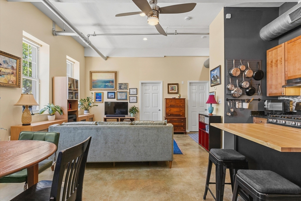 960 Broadway, Unit 2 Chelsea, MA 02150 - Photo 7 of 19