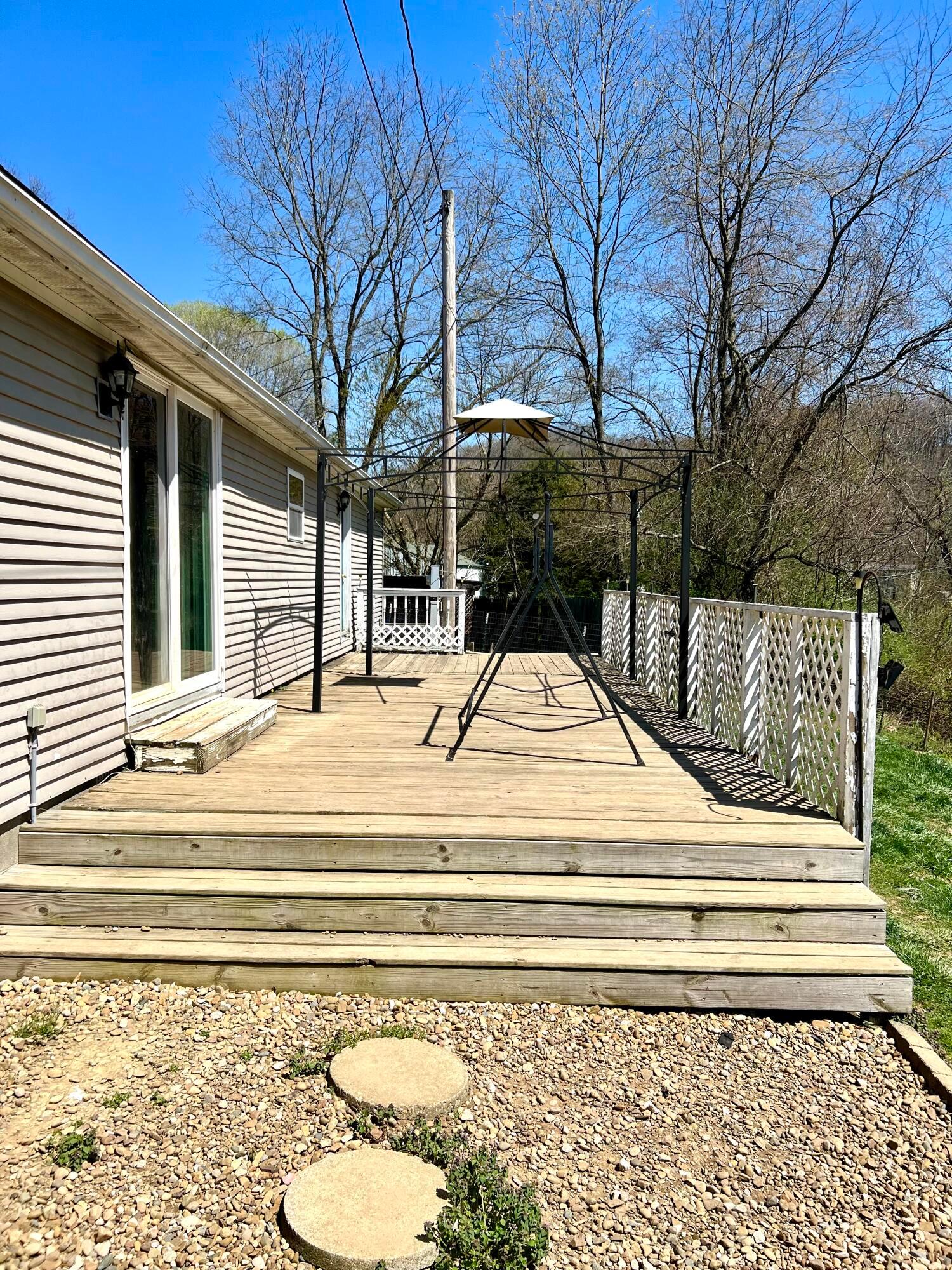 13144 Jobes Road Northeast Newark, OH 43055 - Photo 11 of 15 E8B22C9E-6A20-4BCA-A08A-B112AA3C2DE4