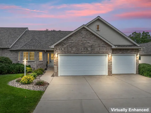 $404,900 | 980 Aurora Circle, Red Wing, MN 55066