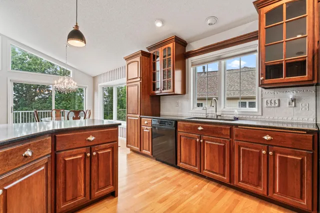 $404,900 | 980 Aurora Circle, Red Wing, MN 55066