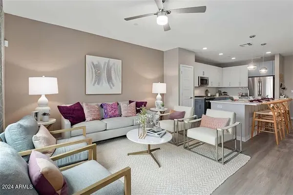 $1,650 | 777 East Stella Lane, Unit 1, Phoenix, AZ 85014