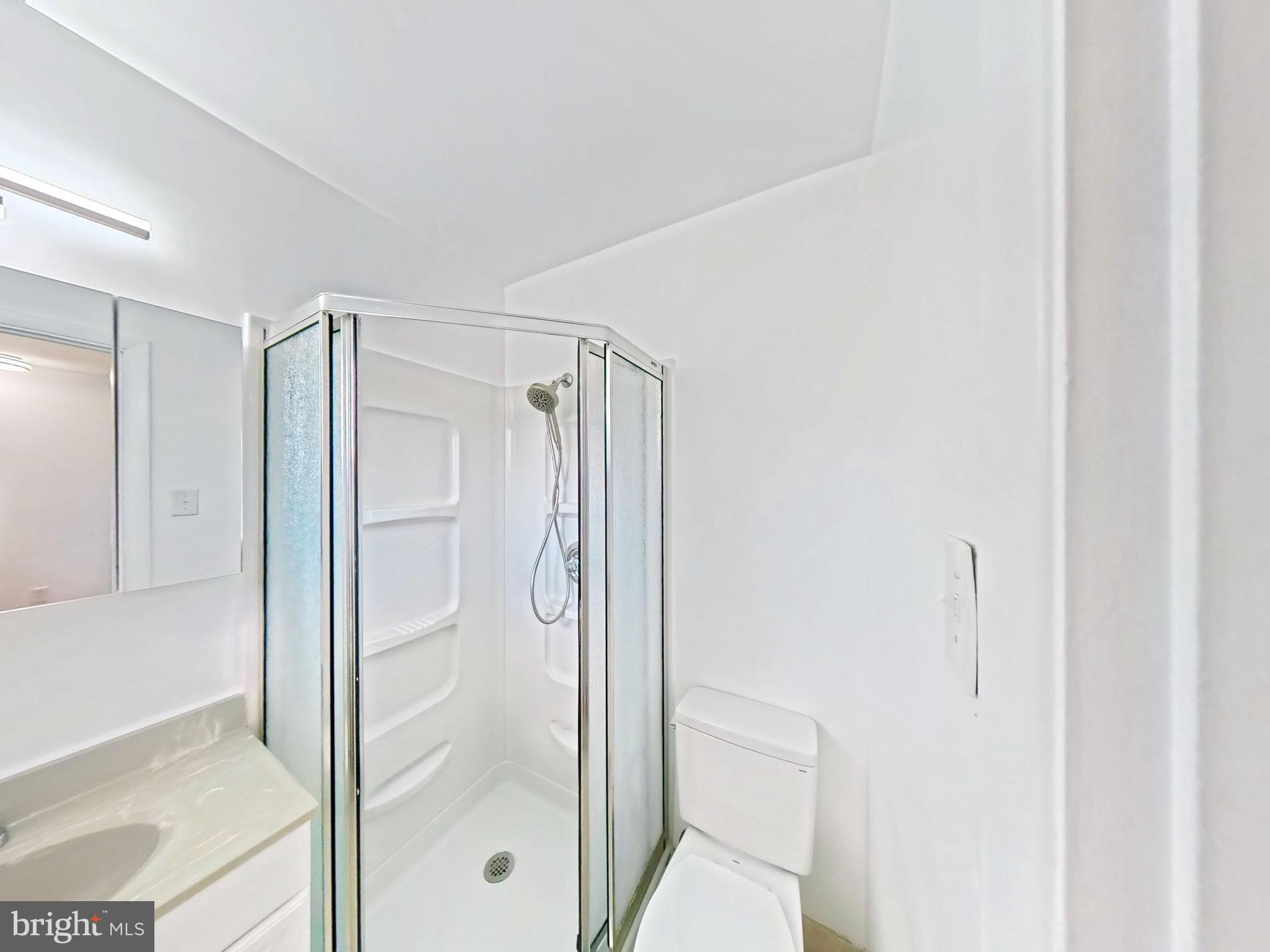 1012 Loxford Terrace Silver Spring, MD 20901 - Photo 12 of 52 Bathroom 2