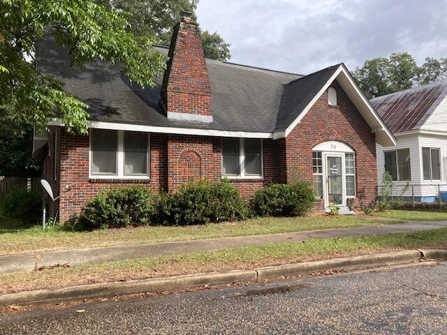 39 Chestnut Street Sumter, SC 29150 - Photo 3 of 15 IMG_0284